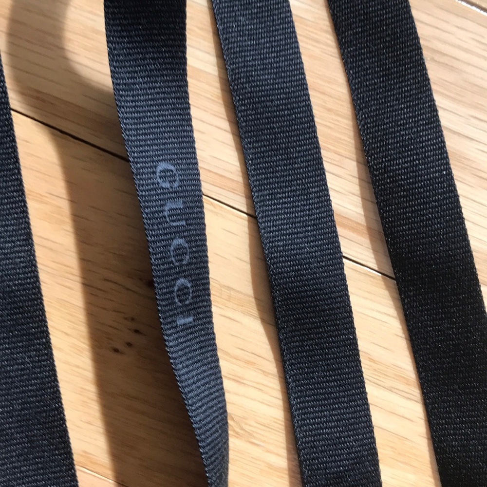 GUCCI  black ribbon